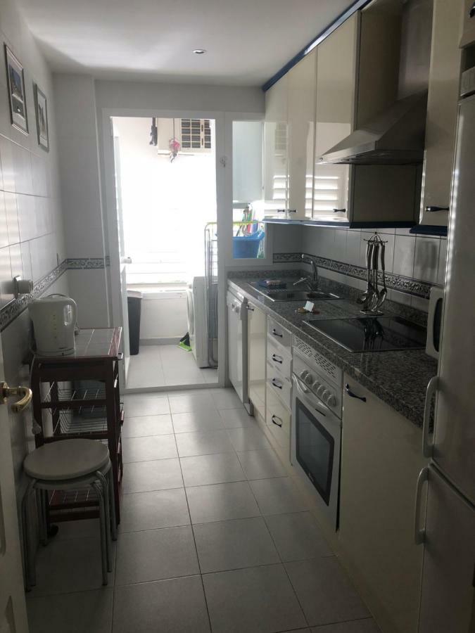 Puerto De La Duquesa Sea View Apartment Манилва Екстериор снимка